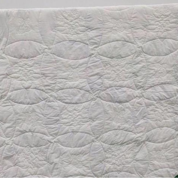 Double Double Wedding Ring Quilt Hand Stitched Size: 96\
